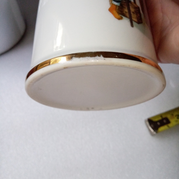 Vintage 1985 Norman Rockwell "For a good boy" Museum Tall Coffee Mug - Picture 8 of 9